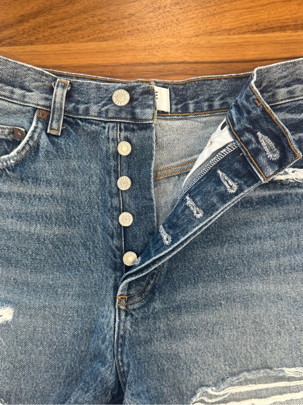 AGOLDE Dee High Rise Denim Shorts — Size 27 - Picture 7 of 8